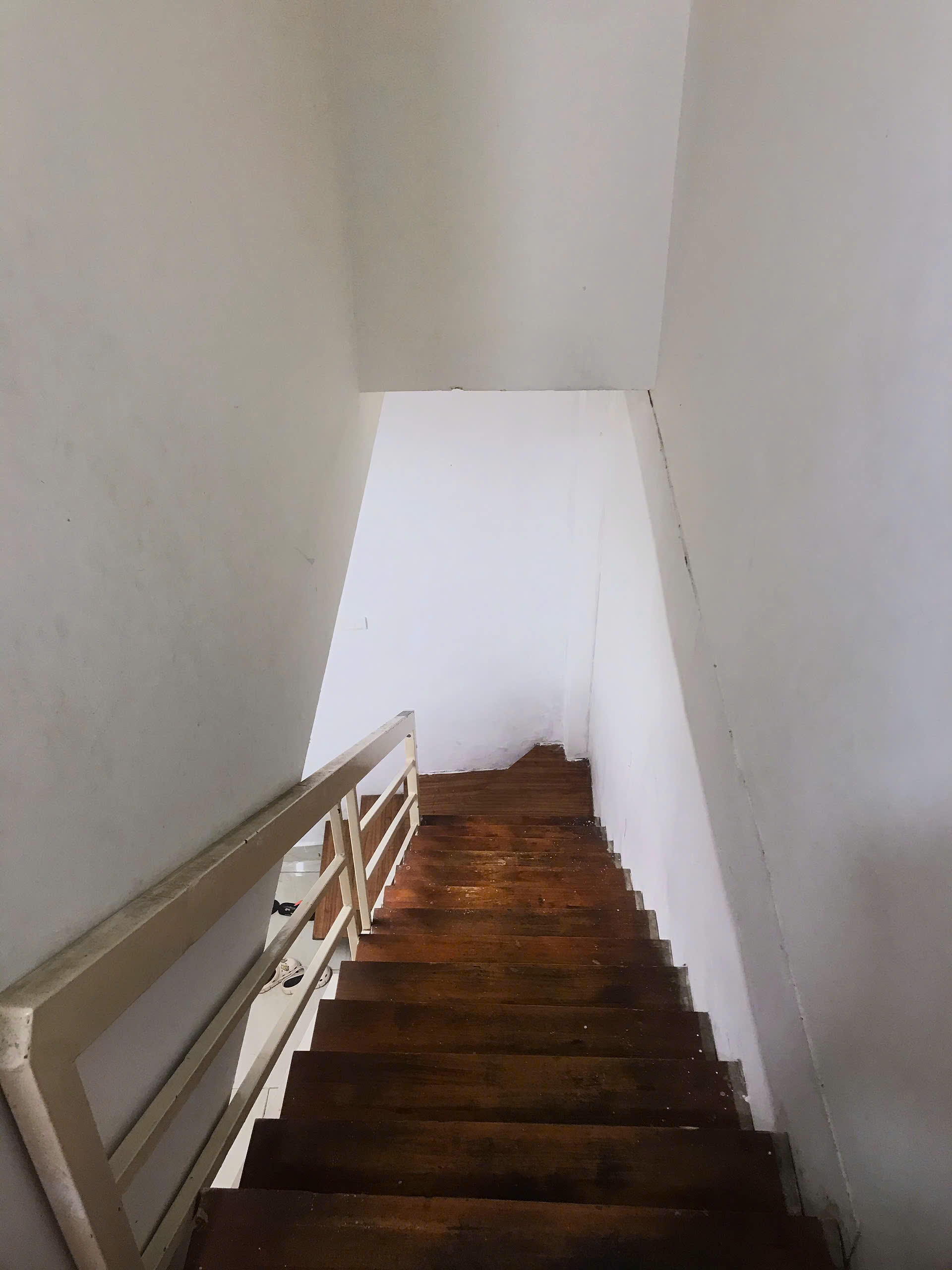 Cho thuê nhà Phố Vĩnh Hưng, OKE đóng 1 cọc 1, 37m2 x 2 tầng, 2 ngủ, 7 triệu (có thương lượng) - Ảnh 2